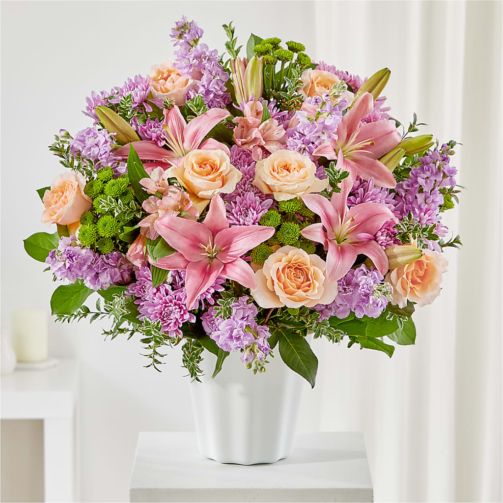 Supportive Embrace Tabletop Basket – IVAN'S FLOWER, Folsom CA