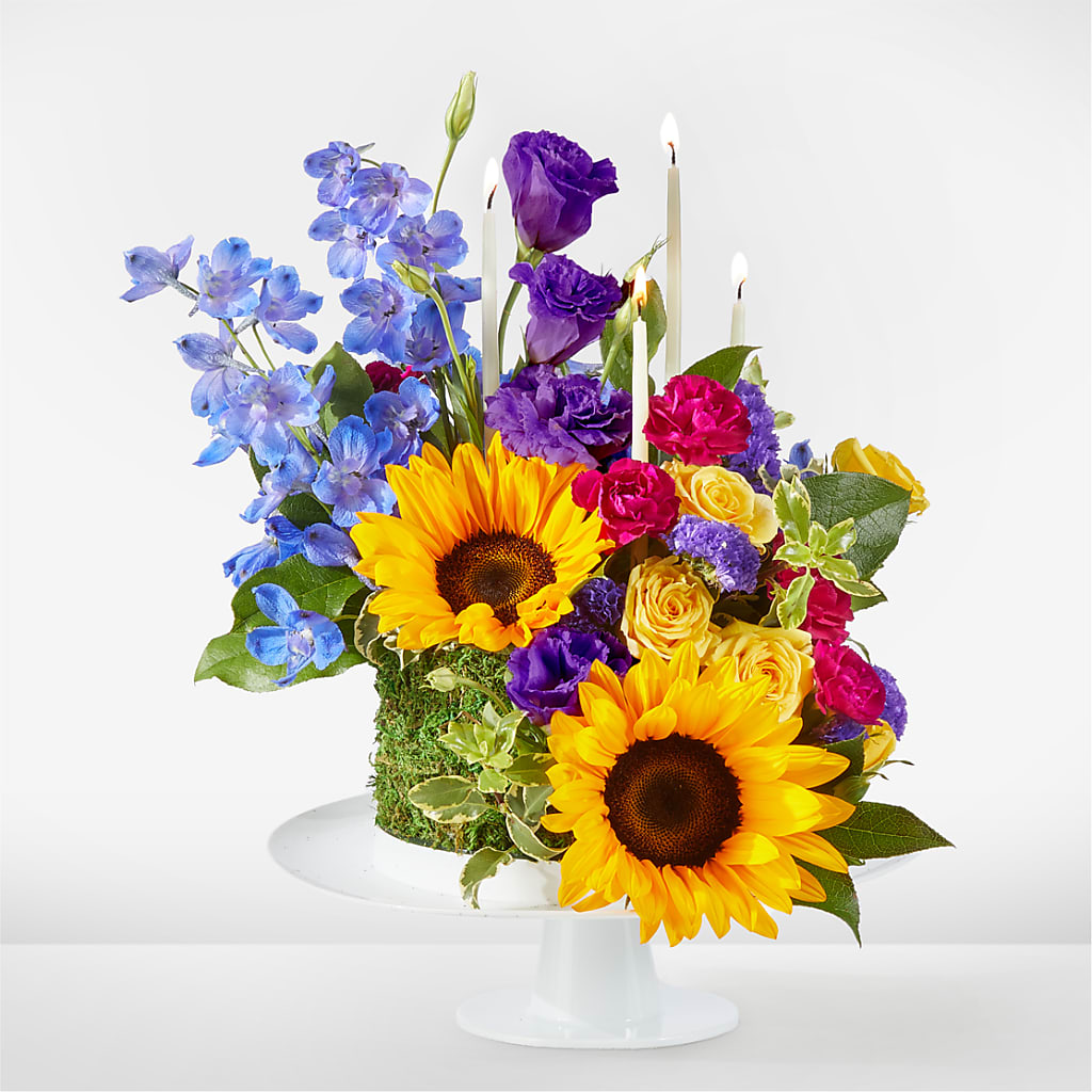 Star of the Day Floral Cake – IVAN'S FLOWER, Folsom CA