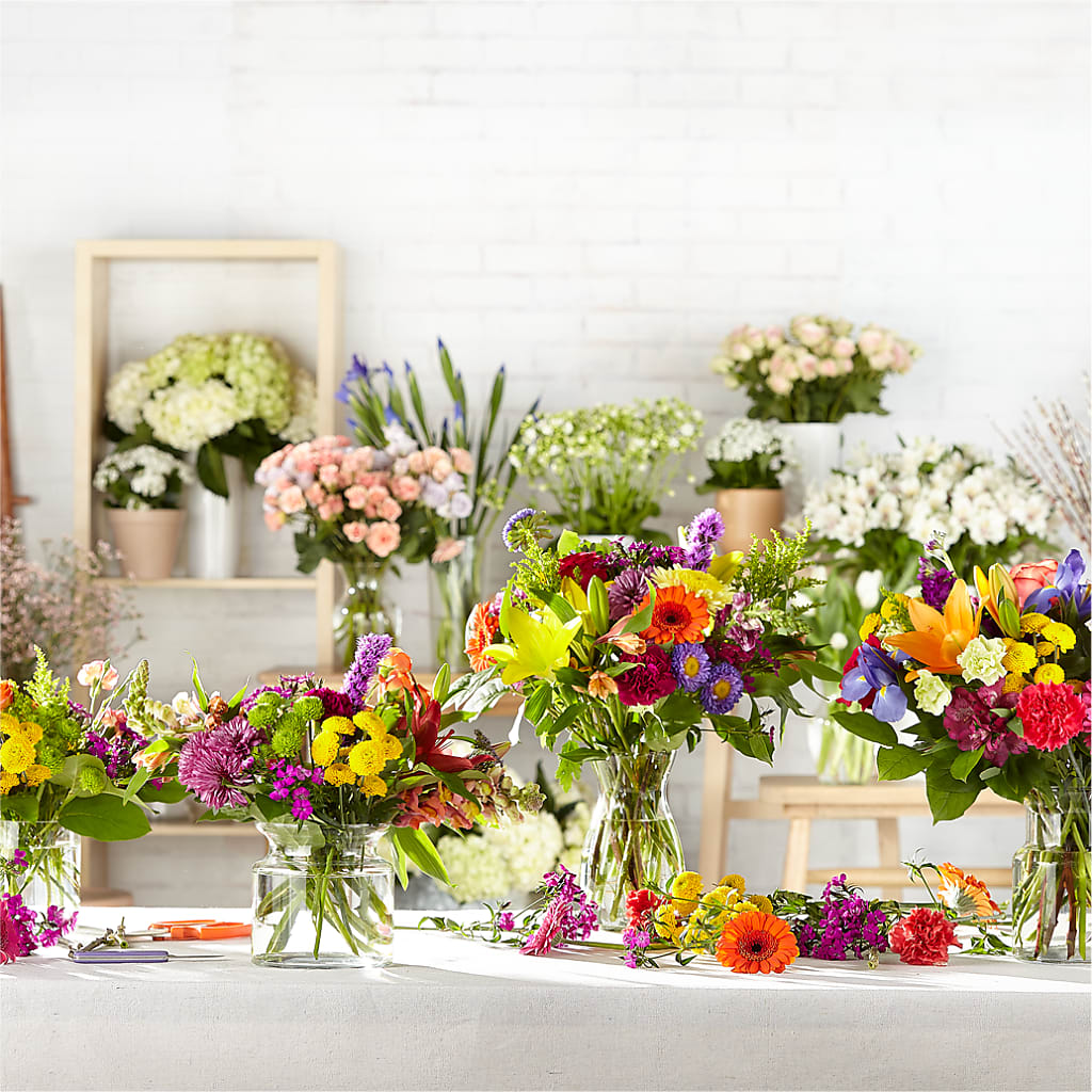 Bold & Bright – A Florist Original – IVAN'S FLOWER, Folsom CA