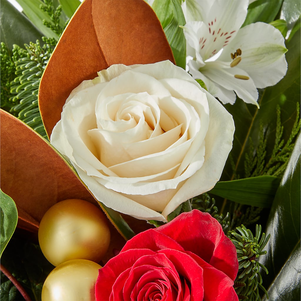 Joy & Jolly Bouquet – IVAN'S FLOWER, Folsom CA