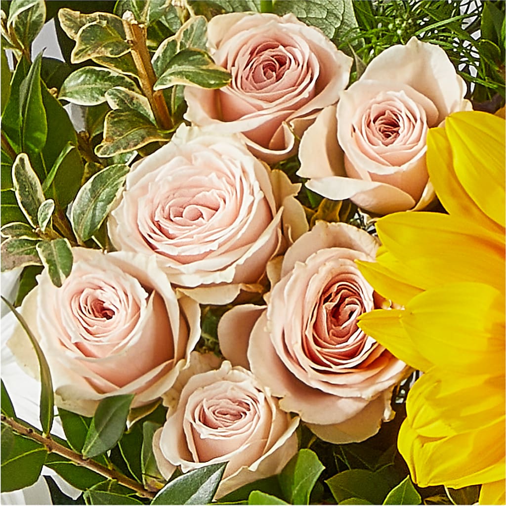 The Good Life Bouquet – IVAN'S FLOWER, Folsom CA