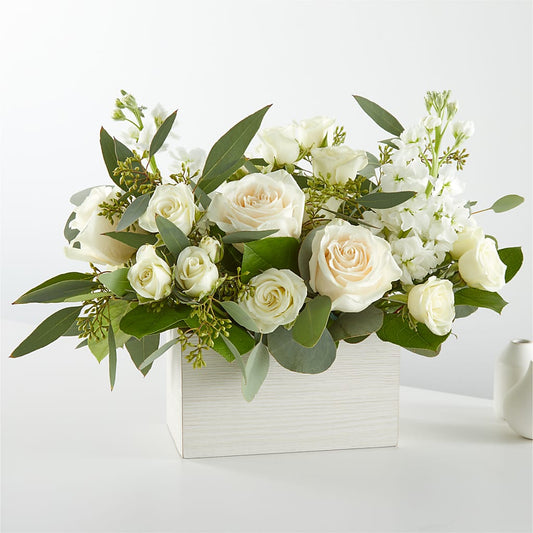 Fresh Linen Box Bouquet – IVAN'S FLOWER, Folsom CA