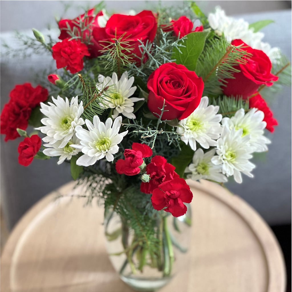 Seasonal Magic Bouquet – IVAN'S FLOWER, Folsom CA