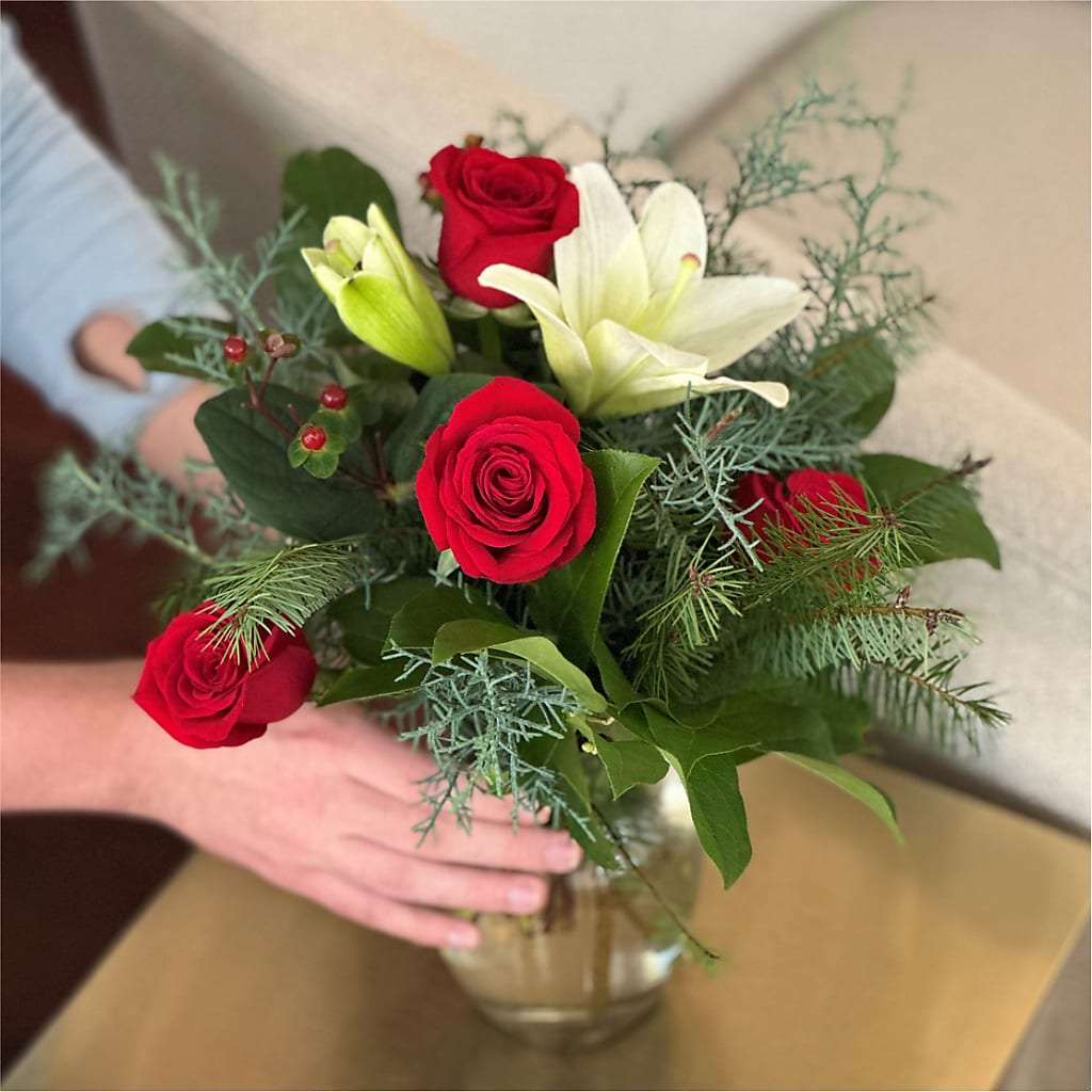 Glittering Lights Bouquet – IVAN'S FLOWER, Folsom CA