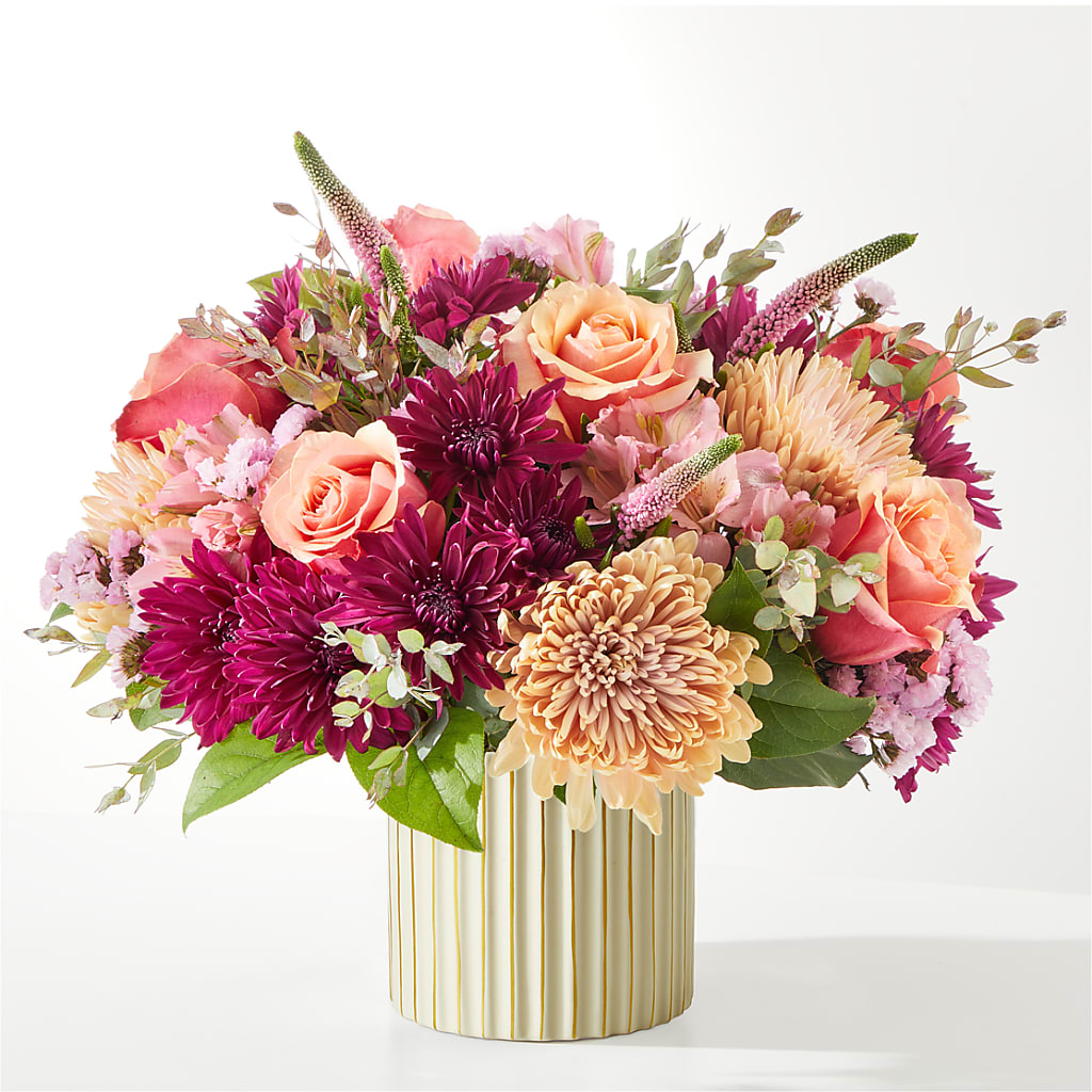 Berry Cobbler Bouquet with Ivory Vase – IVAN'S FLOWER, Folsom CA