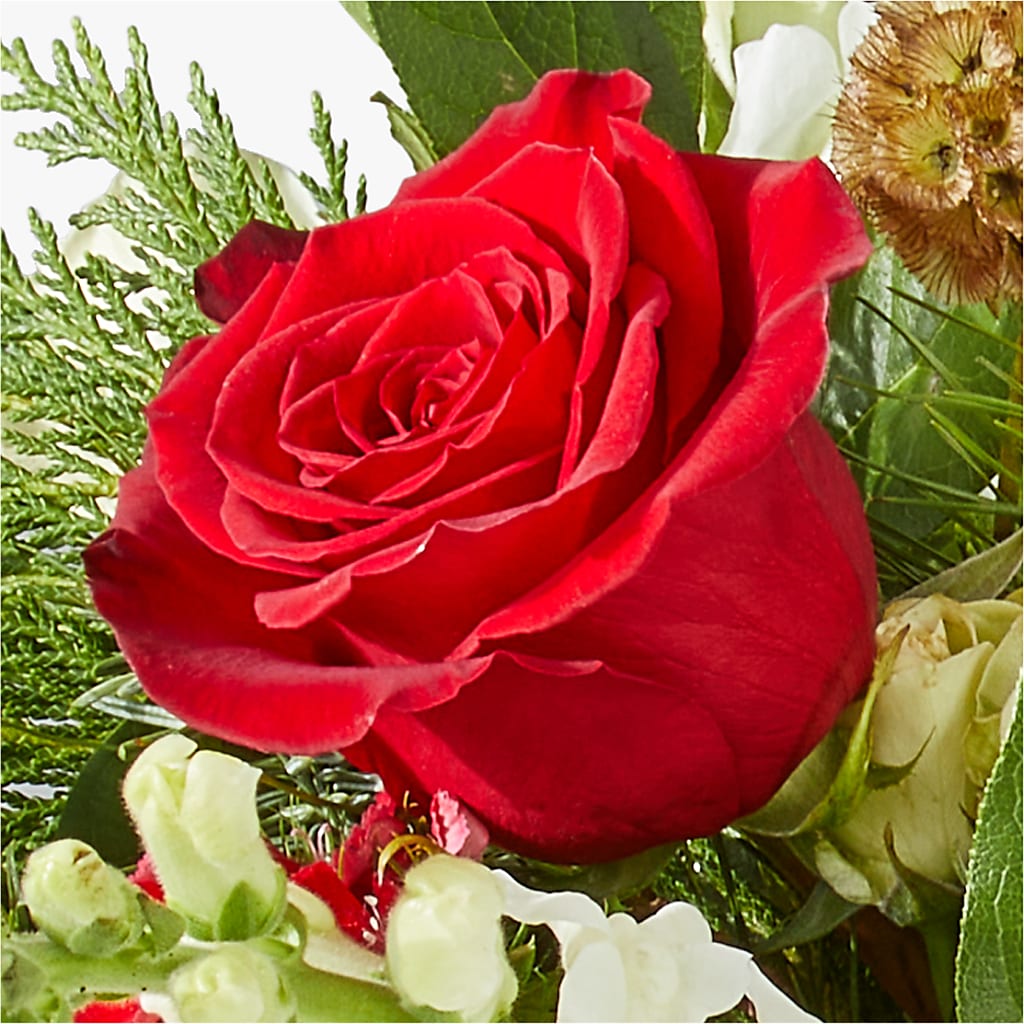 Deck the Halls Bouquet – IVAN'S FLOWER, Folsom CA