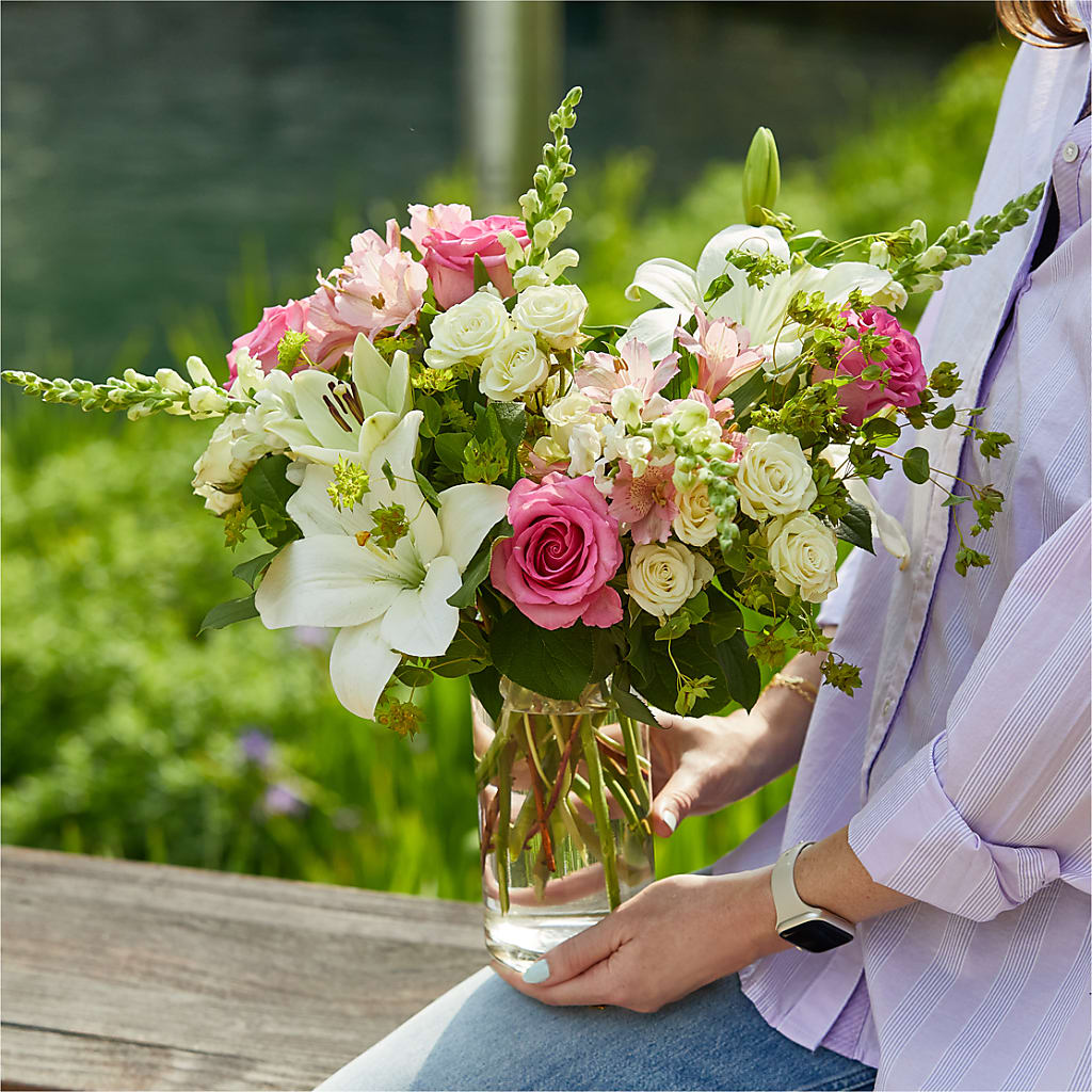 Fondly Bouquet – IVAN'S FLOWER, Folsom CA